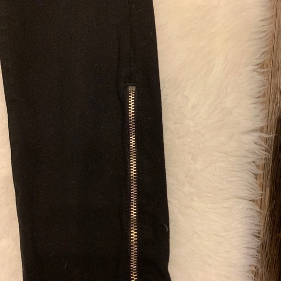 Paige Black Skinny Leg Jeans - Picture 3 of 8